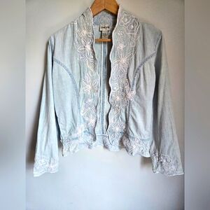🎁 Free With Any Purchase - CHICO'S Light Blue Embroidered Denim Jacket